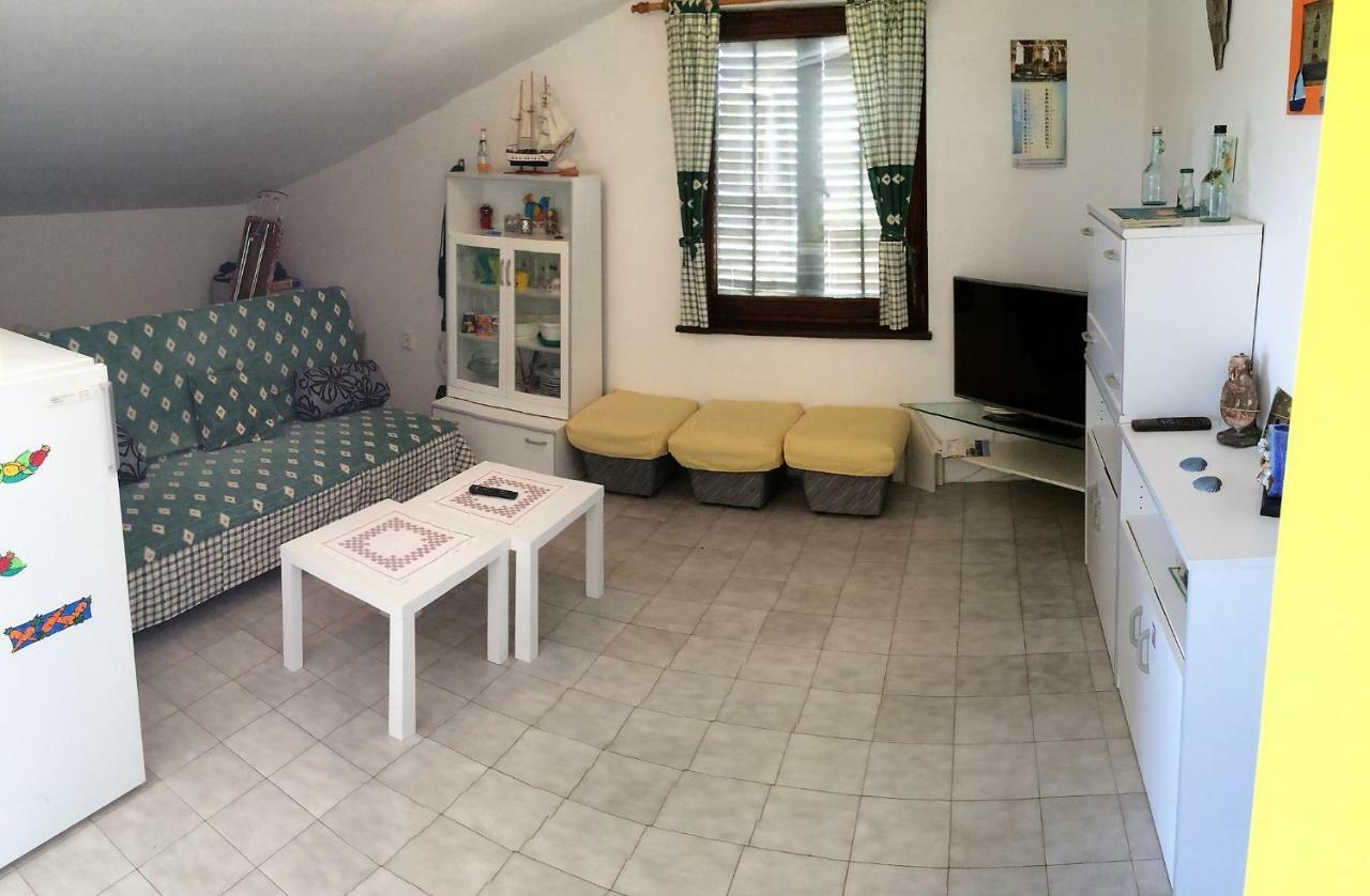 Apartments Markelj Lovrečica Eksteriør billede