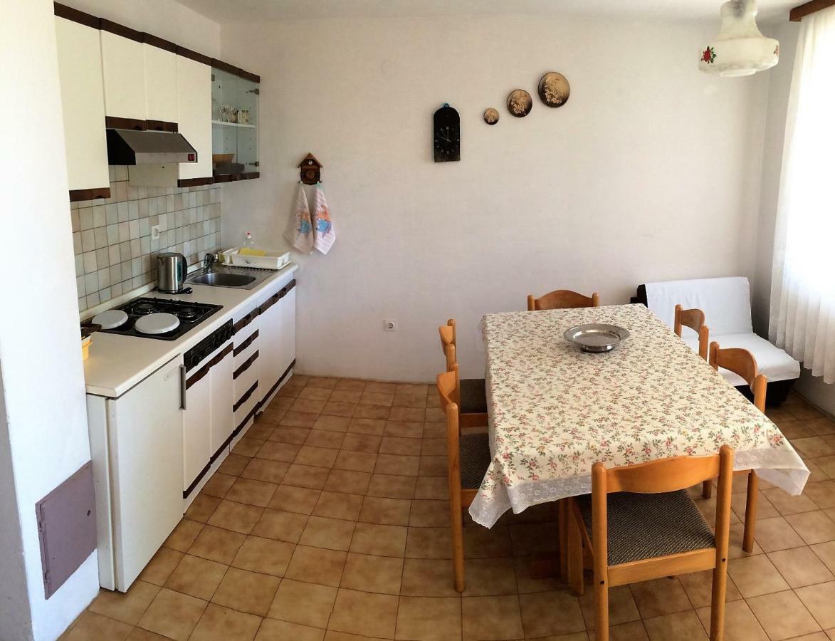 Apartments Markelj Lovrečica Eksteriør billede