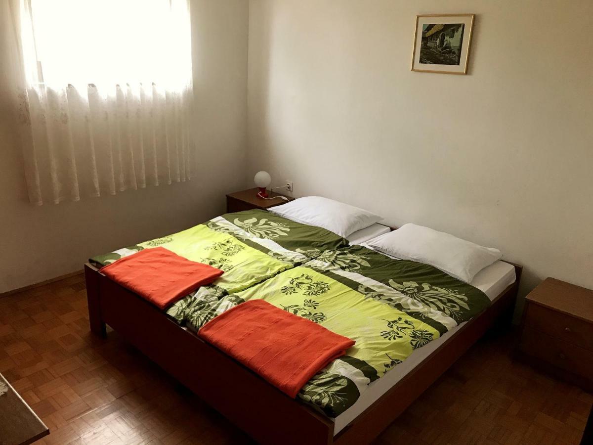 Apartments Markelj Lovrečica Eksteriør billede