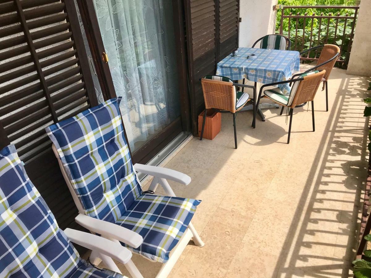 Apartments Markelj Lovrečica Eksteriør billede
